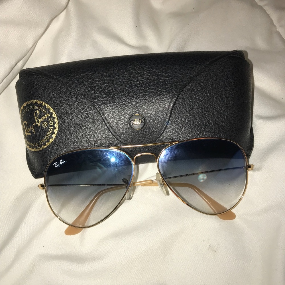 RAY-BAN AVIATORS